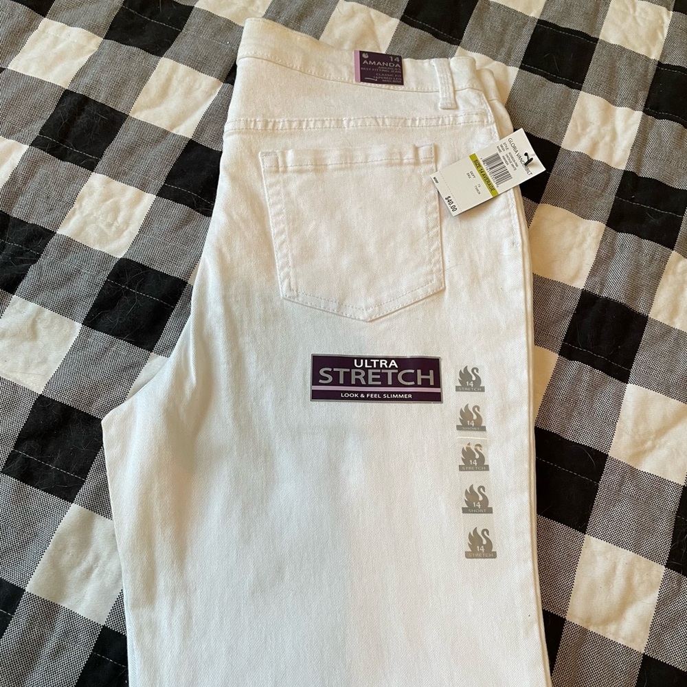 Gloria Vanderbilt Amanda white jeans size 14 Average, new with tags